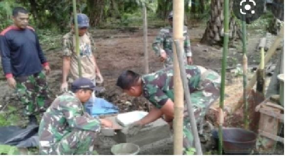 Pembuatan sumur oleh TNI di Gampong Pulo Ie