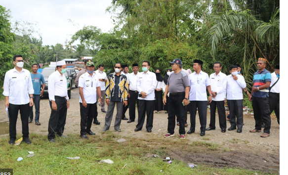 Kunjungan Bupati ke lokasi MTQ di Kluet Selatan